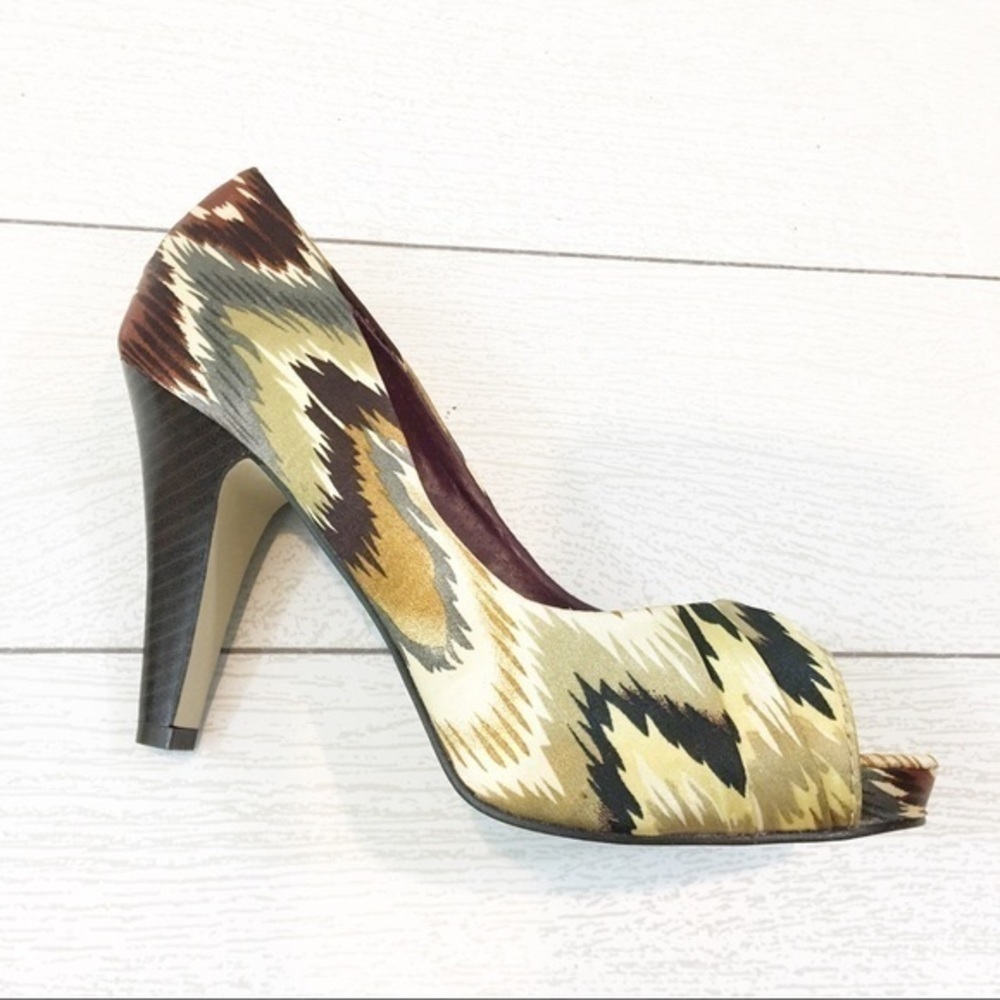 Madden Girl Kaboby Satin Ikat Platform Heel